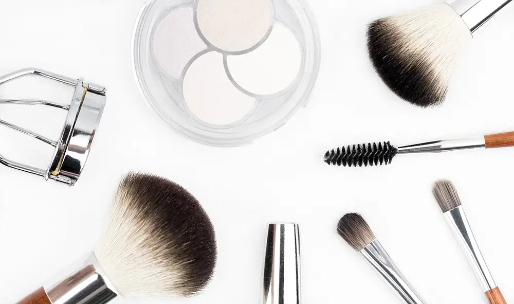 accessoires de maquillage pour un maquillage de produits naturels et bio