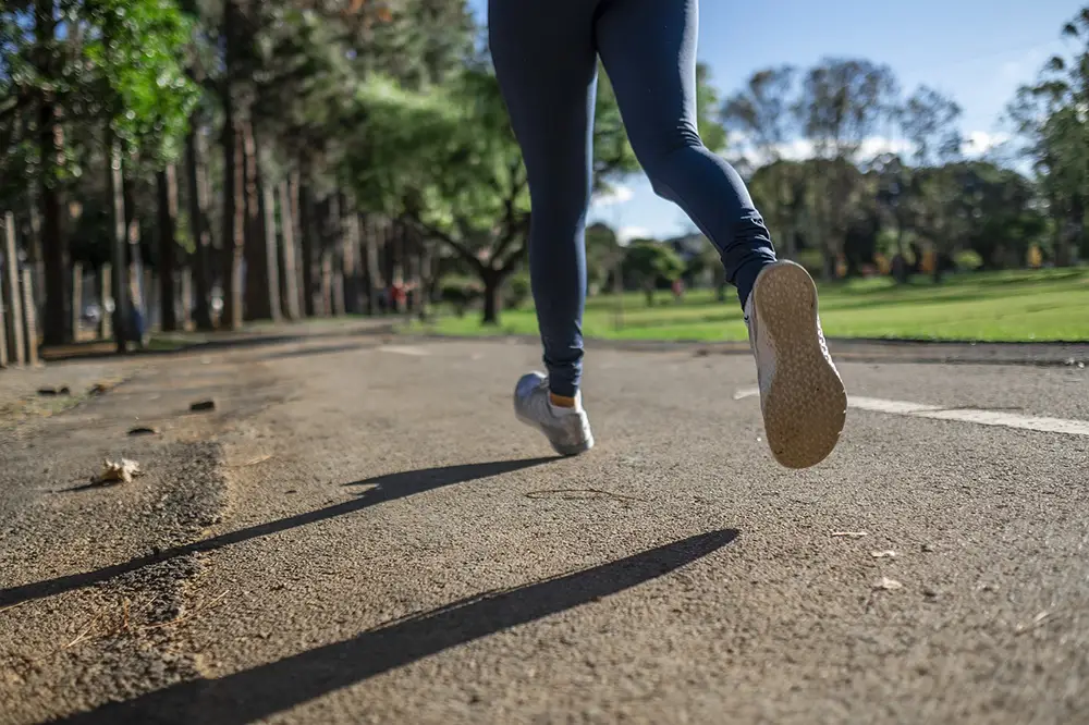 faire de l'activité physique régulièrement aide a prévenir les cancers